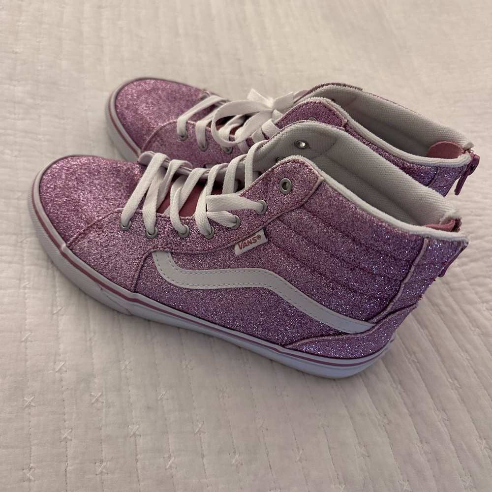 Vans Kids High-Top Glitter Sneakers in Pink